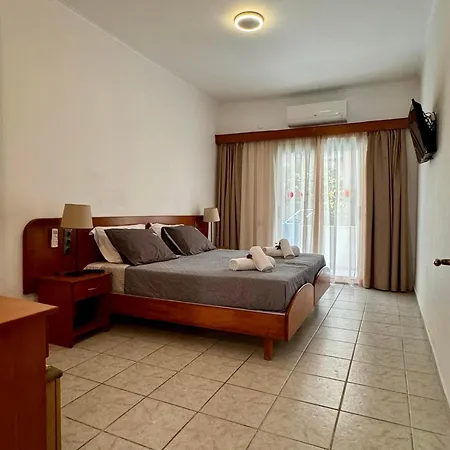 Summerscape Studios And Apartments Сидарион Экстерьер фото