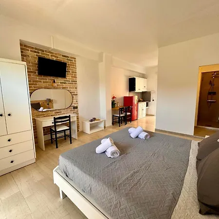 Summerscape Studios And Apartments Сидарион Экстерьер фото